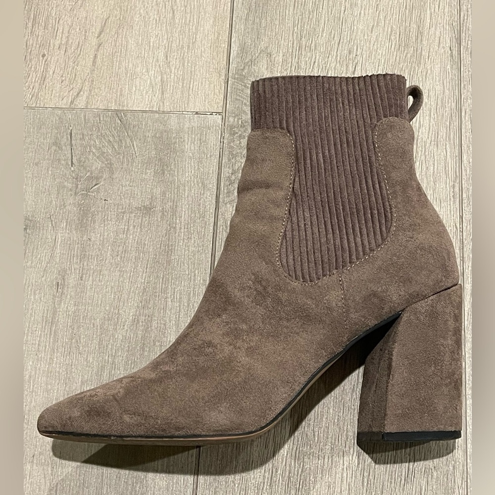 Steven by Steve Madden taupe block heel booties Size 6 - Picture 2 of 6